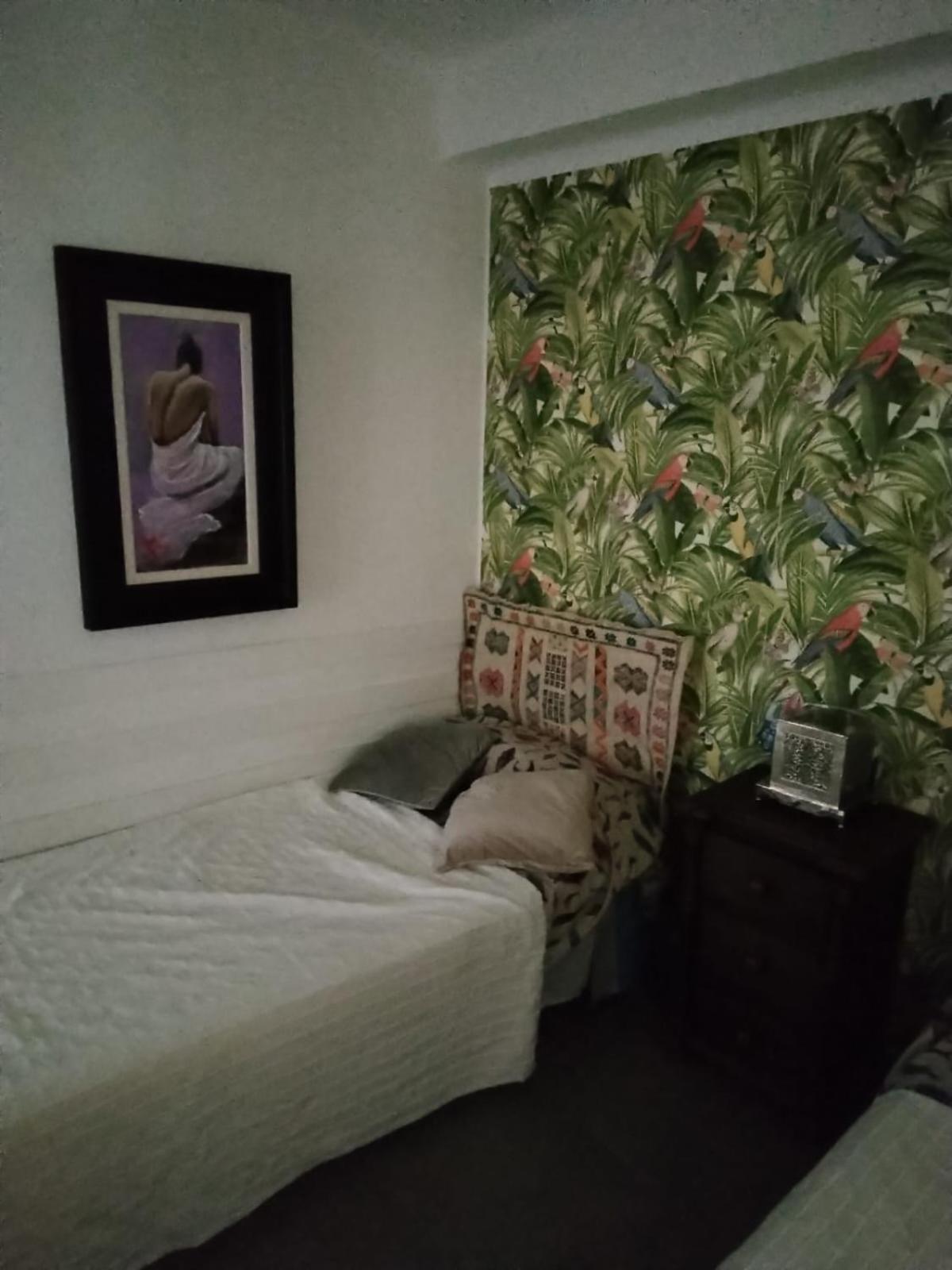Alojamiento Tahri Torremolinos Luaran gambar
